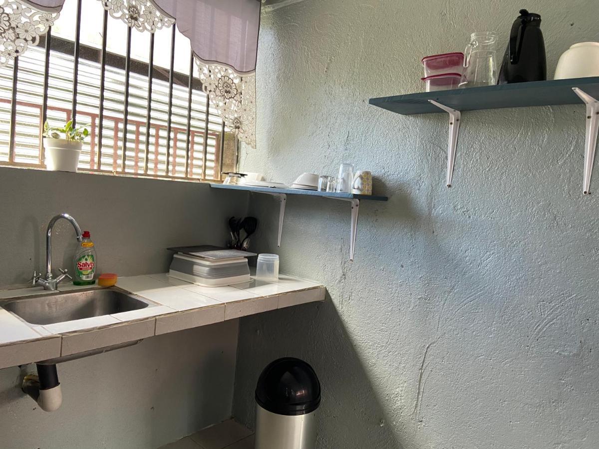 Rooms & Pool Macaws Увіта Екстер'єр фото