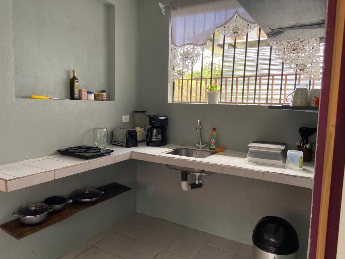 Rooms & Pool Macaws Увіта Екстер'єр фото