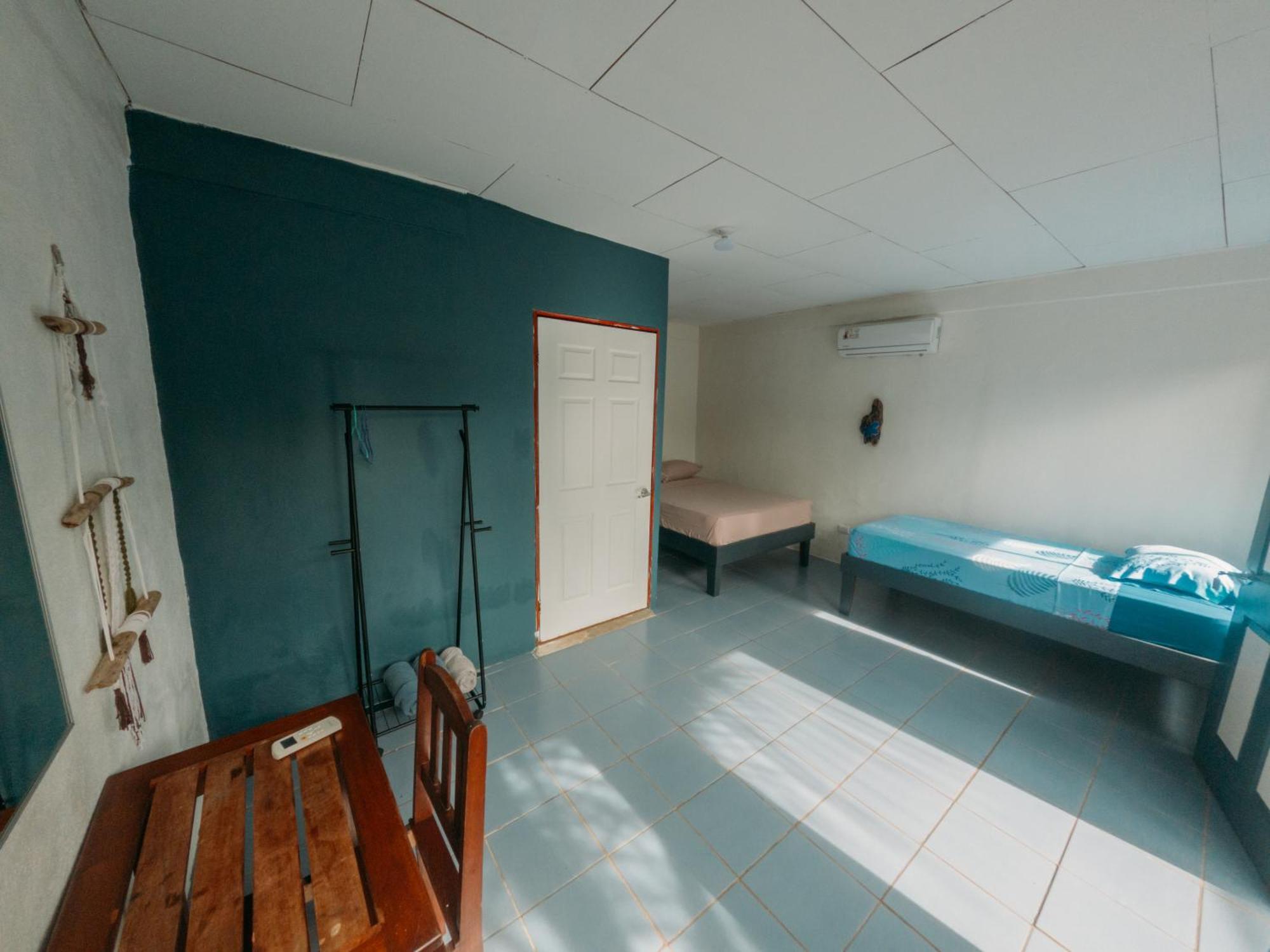 Rooms & Pool Macaws Увіта Екстер'єр фото