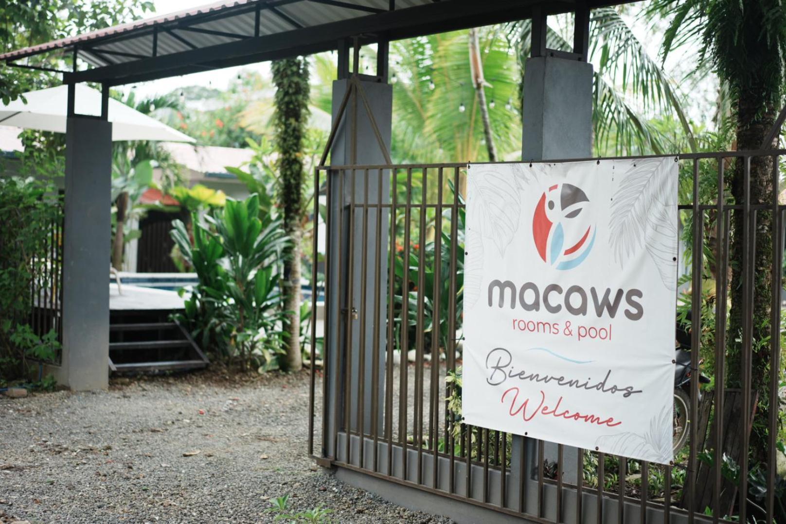 Rooms & Pool Macaws Увіта Екстер'єр фото