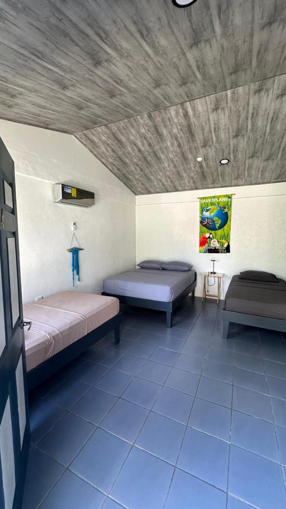 Rooms & Pool Macaws Увіта Екстер'єр фото
